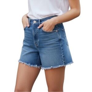 NEW Levi's Size 25 High‎ Waisted Mom Shorts Frayed Hem Denim Blue